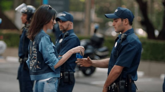 kendall-jenner-pepsi-1020x573.jpg